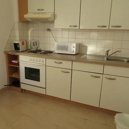 Bed & Breakfast Haus Irmi Knittelfeld